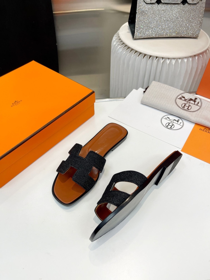 Hermes Slippers